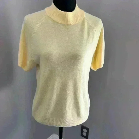 The TOG Shop Short Sleeve Sweater Blouse in yellow Women’s Medium - Picture 1 of 5
